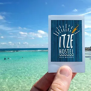 Itze , Isla Mujeres Mexico